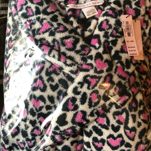 Victoria’s Secret Robe - Picture 2 of 2